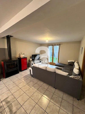 Maison - 144 m² - 9 pièces