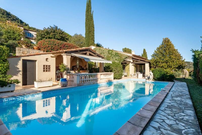 Villa - 190 m² - 7 pièces