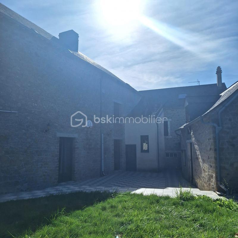 Maison en pierre - 182 m² - 8 pièces