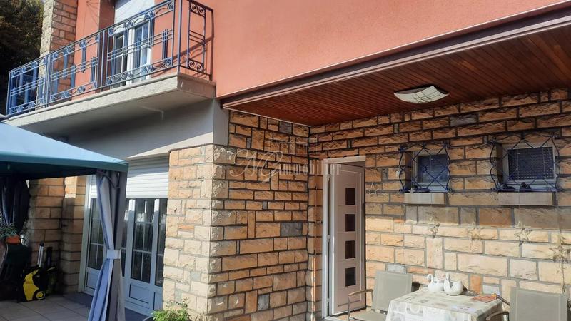 Maison de village - 135 m² - 6 pièces