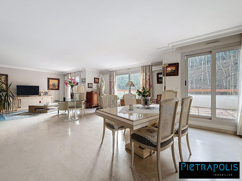 Appartement - 132 m² - 4 pièces