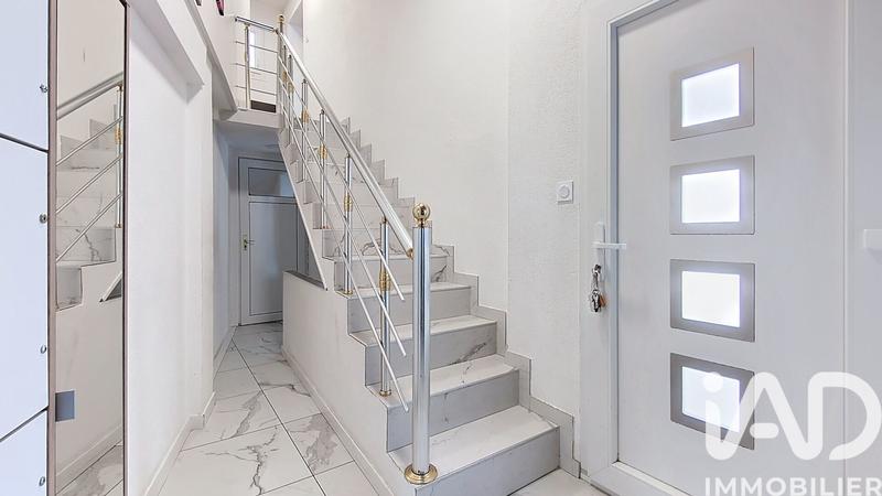 Maison de ville - 82 m² - 4 pièces