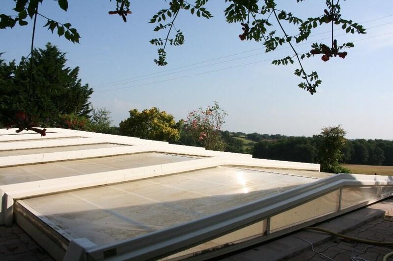 Maison - 320 m² - 10 pièces