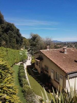 Maison - 113 m² - 6 pièces