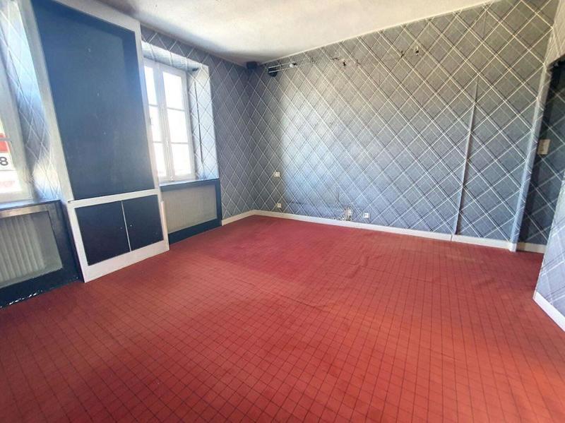 Maison - 275 m² - 4 pièces