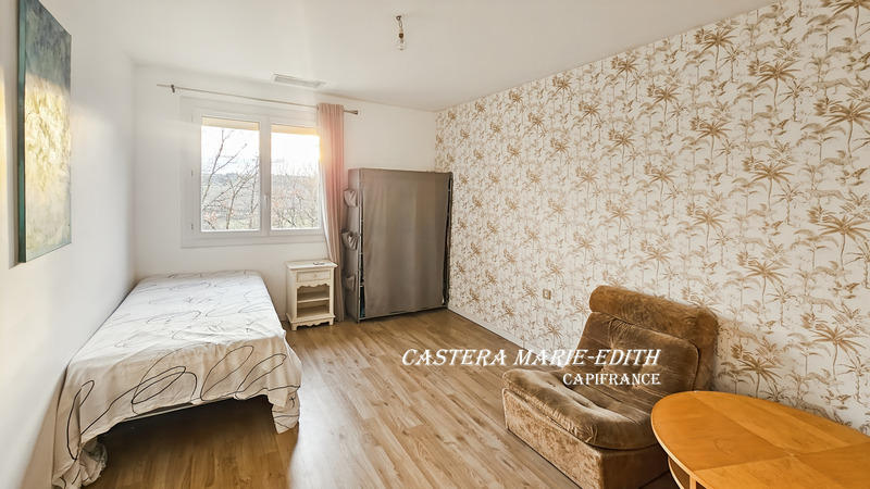 Maison - 280 m² - 9 pièces