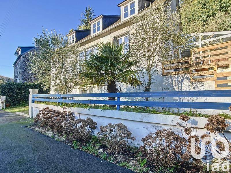 Maison - 130 m² - 9 pièces