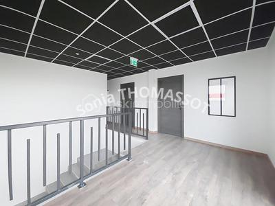 Bureau - 350 m² - 4 pièces