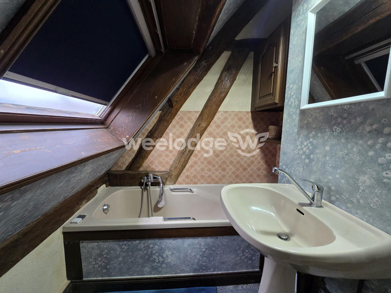 Maison ancienne - 188 m² - 8 pièces