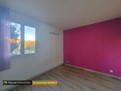 Appartement - 87 m² - 4 pièces