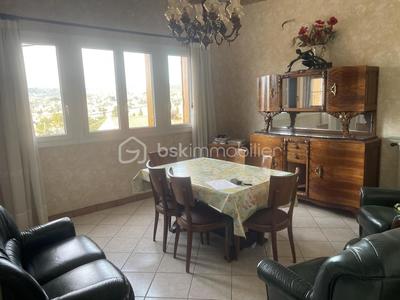 Maison - 108 m² - 6 pièces