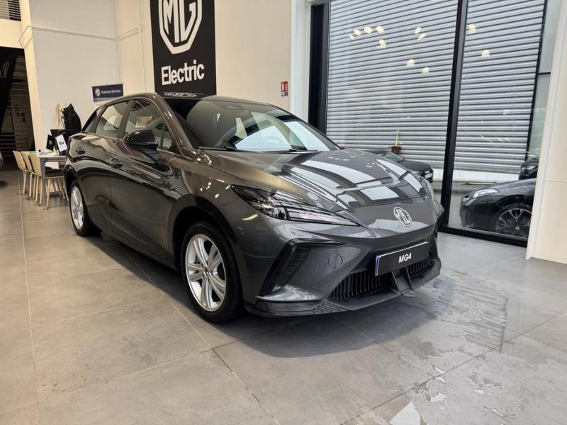 Mg Mg4 Electric 51kwh - 125 Kw 2wd Standard