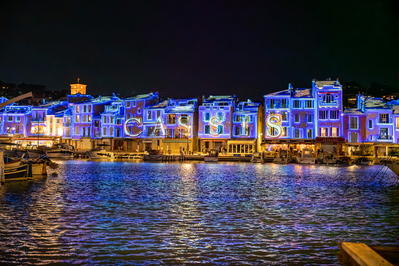 Illumination des façades du port « Maison de pêcheurs en lumière artistique »