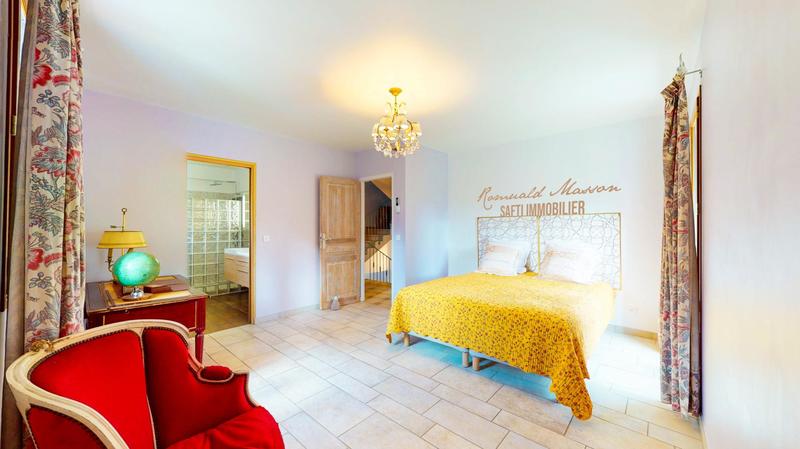 Maison - 160 m² - 6 pièces