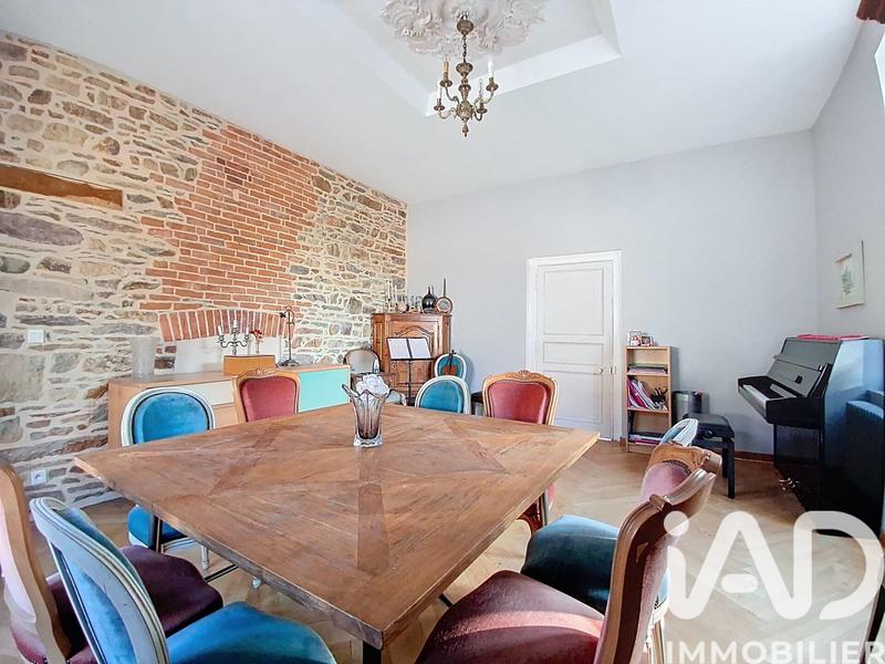 Maison - 317 m² - 11 pièces