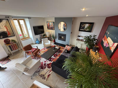 Maison - 180 m² - 7 pièces