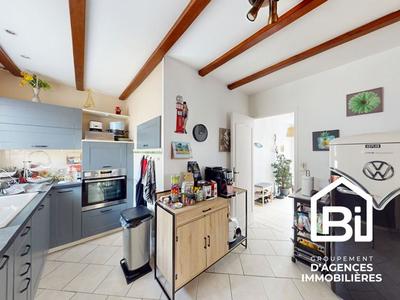 Maison - 97 m² - 5 pièces