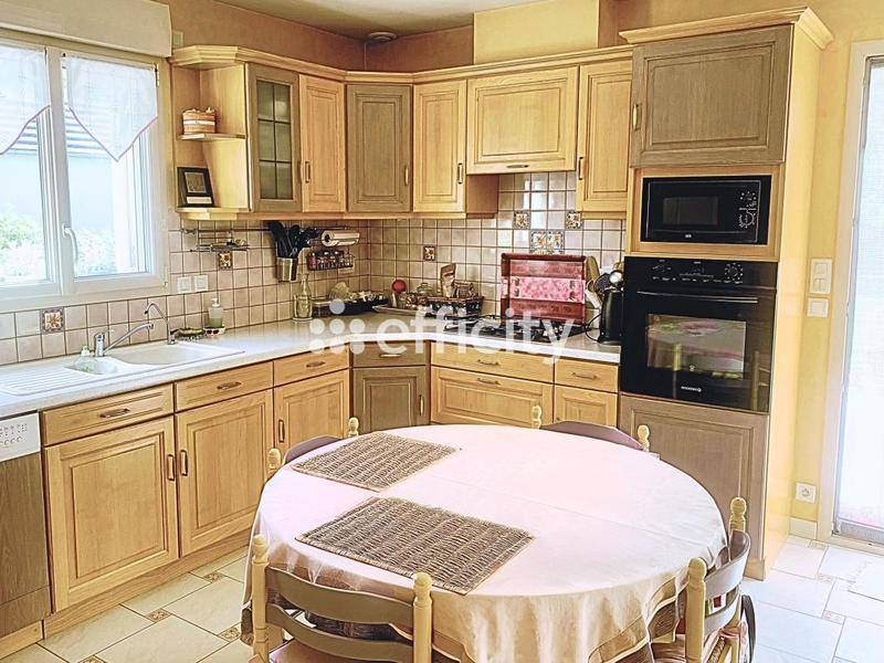 Maison - 140 m² - 6 pièces