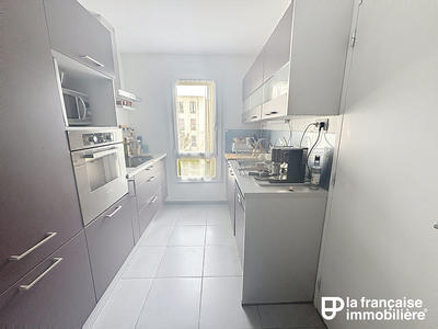 Appartement - 81 m² - 4 pièces