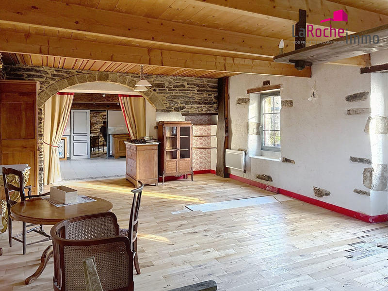 Maison ancienne - 316 m² - 9 pièces