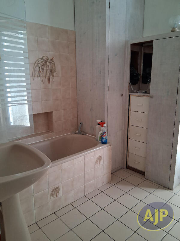 Immeuble - 11 pièces