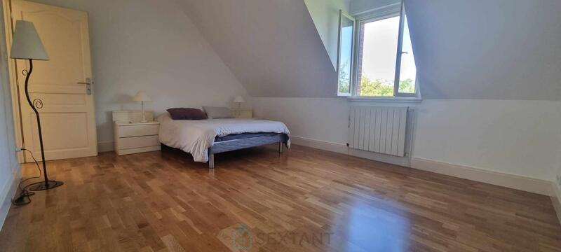 Maison - 171 m² - 5 pièces