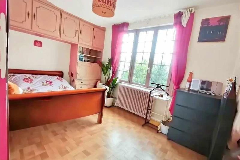 Maison - 346 m² - 15 pièces