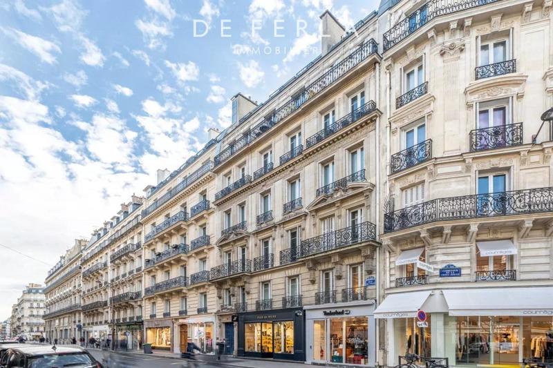 Studio - 9 m² - 1 pièce