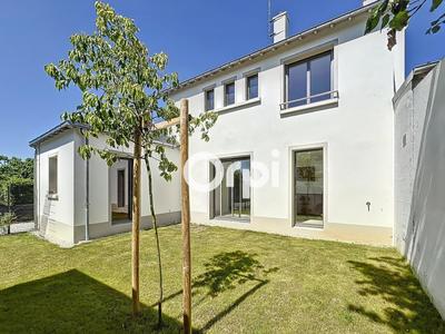 Maison - 108 m² - 5 pièces