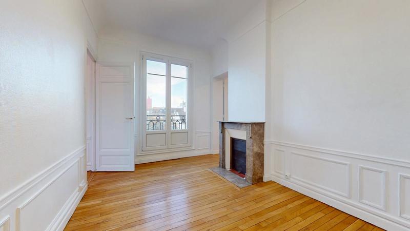 Appartement - 101 m² - 5 pièces