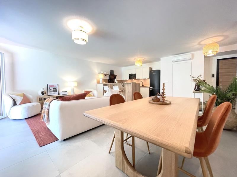 Appartement - 75 m² - 3 pièces