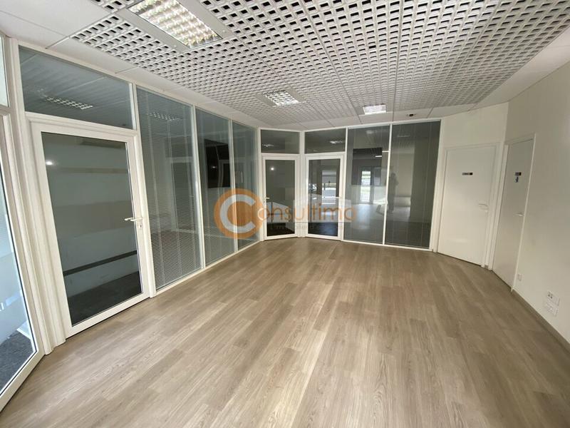 Bureau - 190 m²