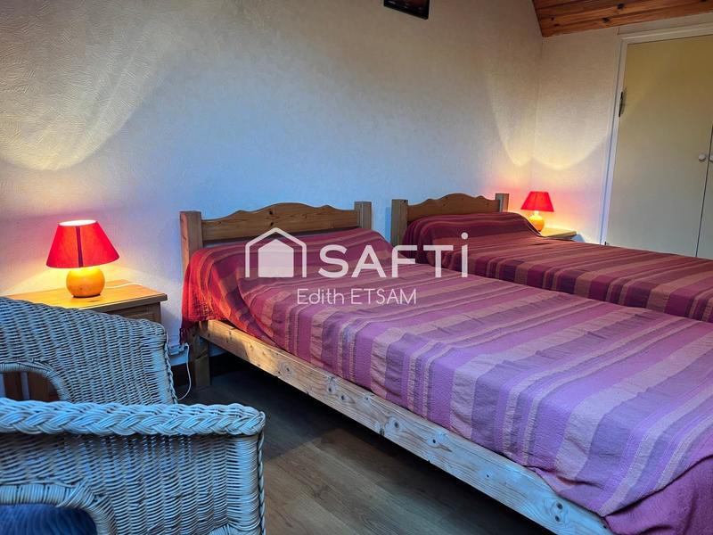 Maison - 211 m² - 11 pièces