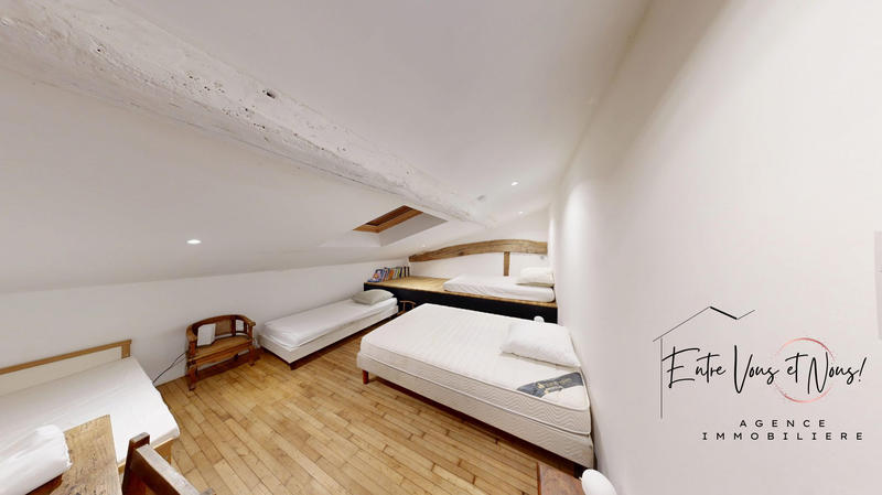 Maison ancienne - 274 m² - 14 pièces