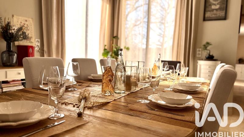 Maison - 190 m² - 5 pièces