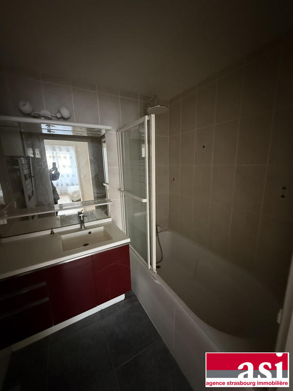 Appartement - 75 m² - 3 pièces