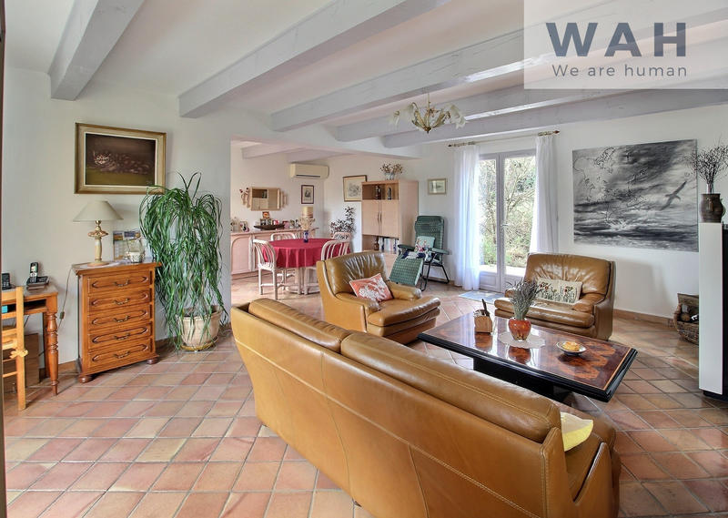 Maison - 102 m² - 5 pièces