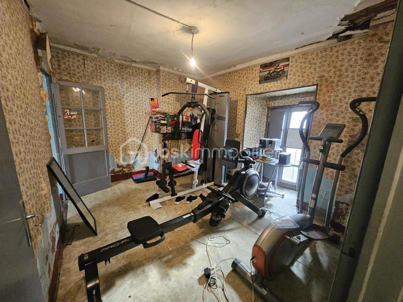 Maison de village - 214 m² - 4 pièces