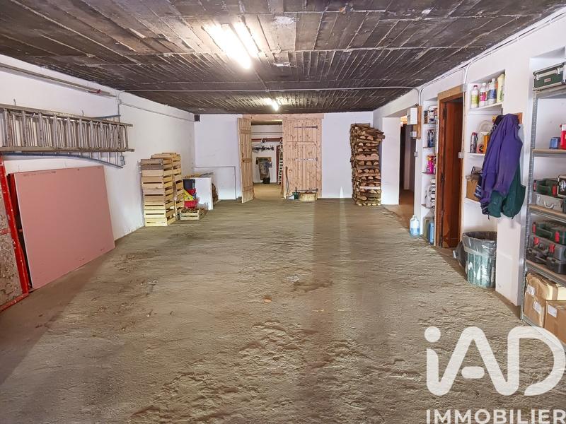 Maison - 310 m² - 7 pièces