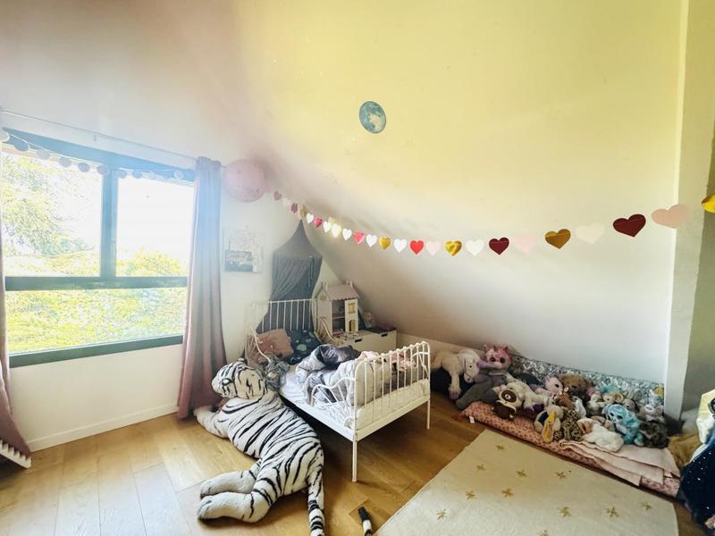 Maison - 200 m² - 6 pièces