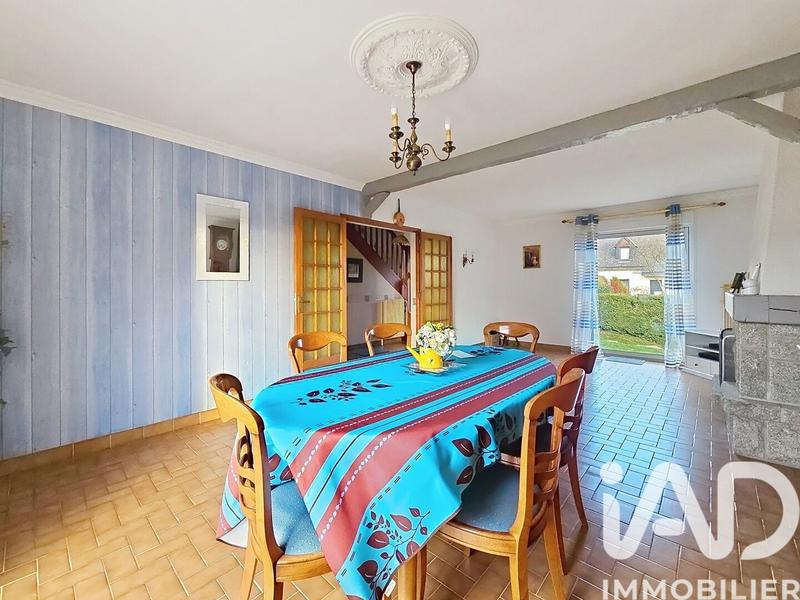 Maison - 104 m² - 5 pièces