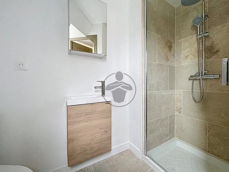 Immeuble - 45 m² - 3 pièces