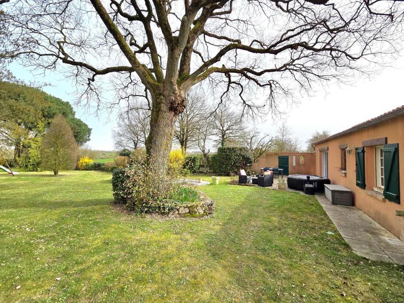 Maison - 147 m² - 4 pièces