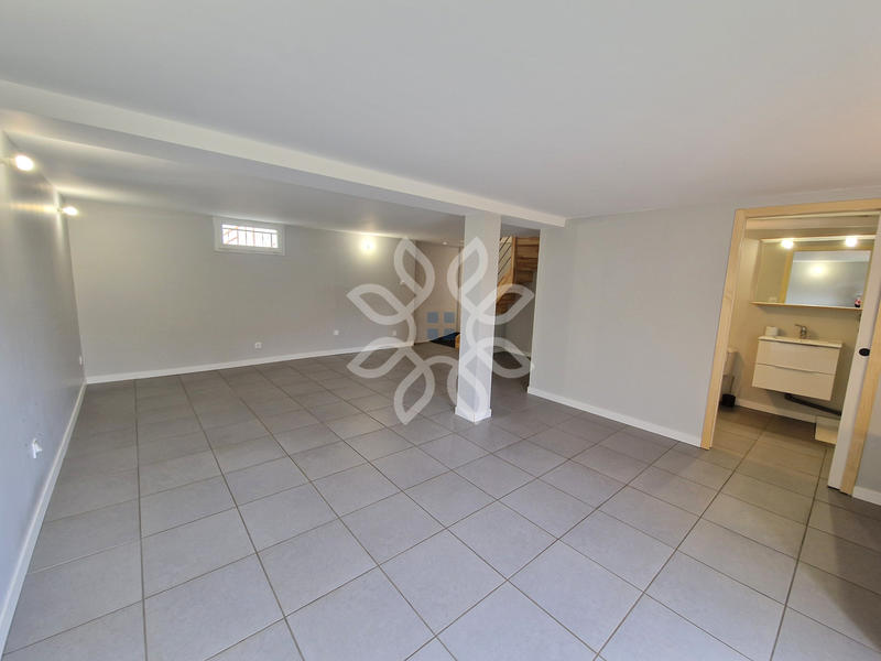 Maison - 107 m² - 5 pièces