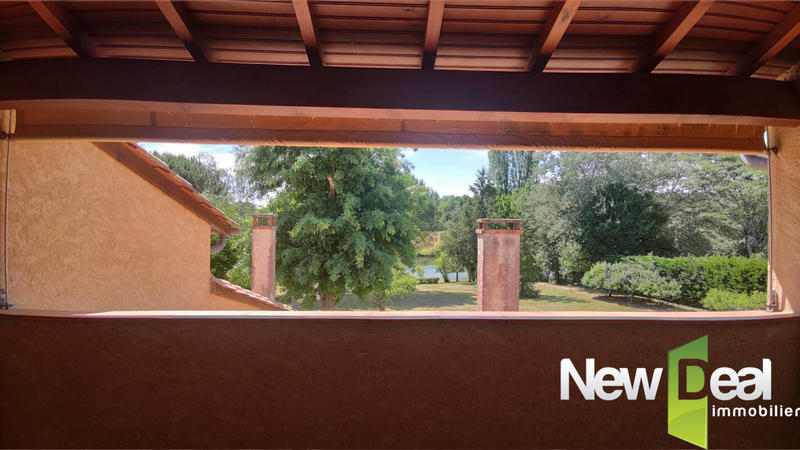 Maison - 217 m² - 6 pièces