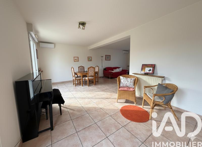 Maison - 257 m² - 9 pièces