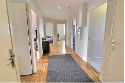 Appartement - 99 m² - 5 pièces