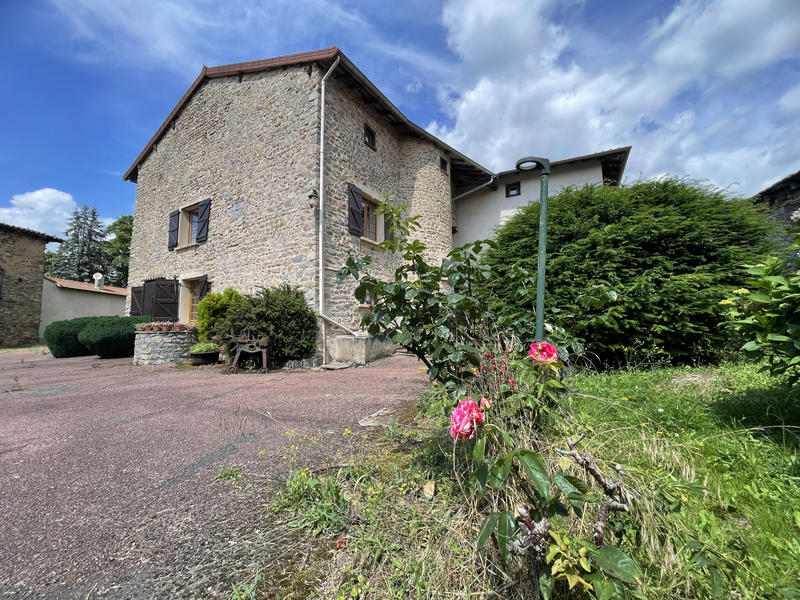 Maison - 400 m² - 10 pièces