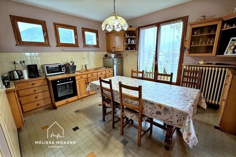 Maison - 199 m² - 7 pièces