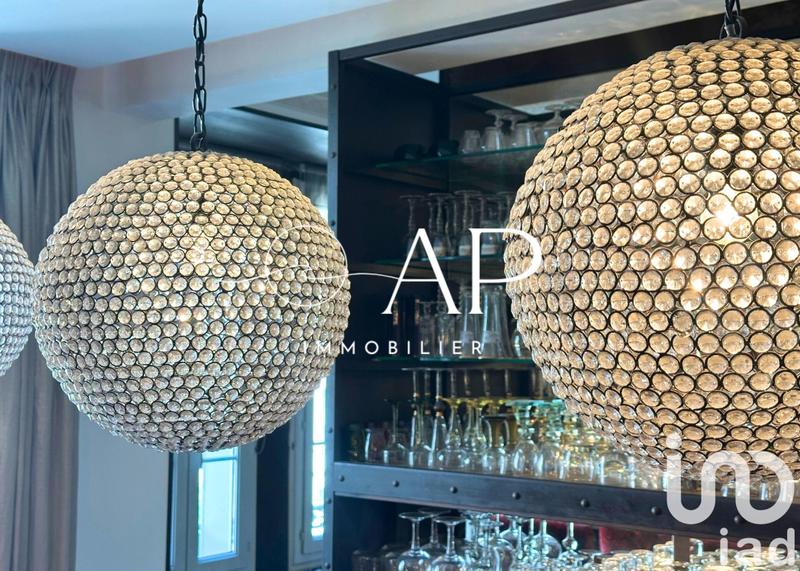 Appartement - 161 m² - 5 pièces